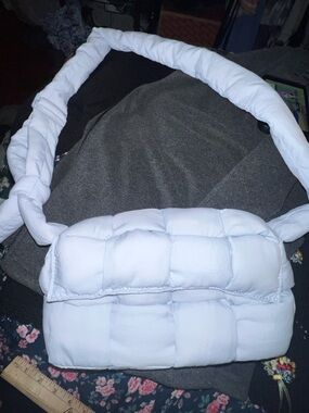 Athleta Woven Square Puff Crossbody bag in color Gossamer